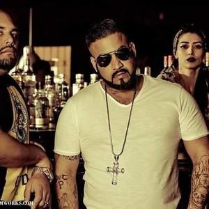 Meet your Posher, Emilio